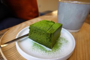 抹茶専門カフェ/濃い春