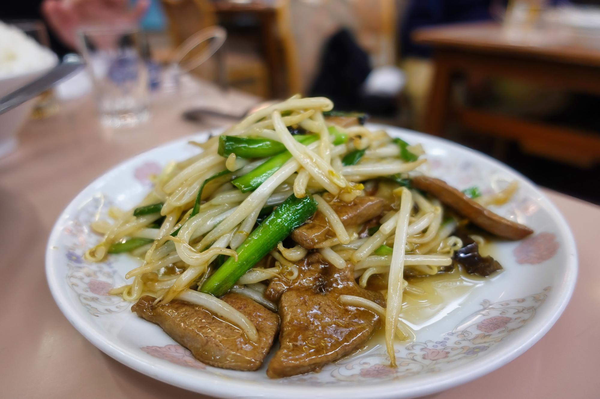会津 黄鶴楼(こうかくろう) レバニラ炒め