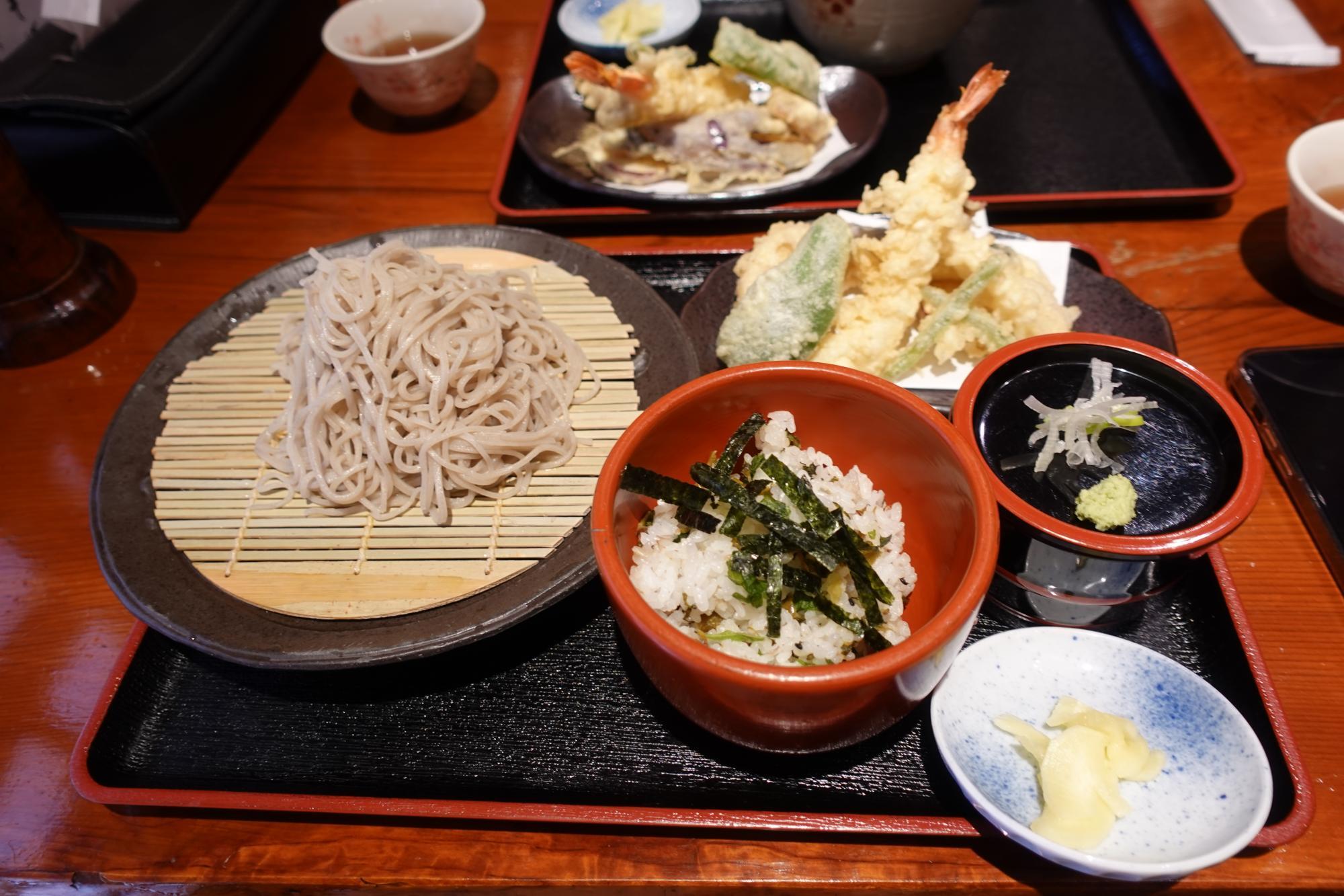 そば処 さくら 天ぷらそば定食