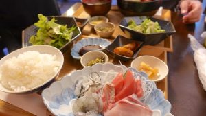 まぐろの漬け丼屋