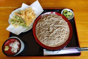 農家のそば屋 さくら 天もり蕎麦