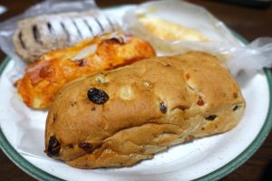 焼き立てパン ロコヒ