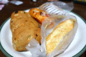 焼き立てパン ロコヒ