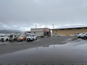 三万石 会津若松インター店 外観 駐車場