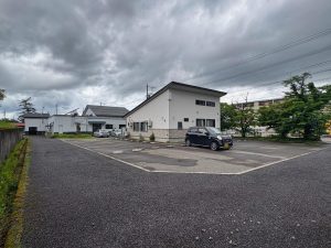 蕎麦蕎房 かみしろや 店舗 外観 駐車場