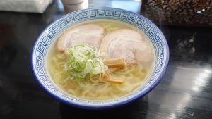 ウリナム食堂