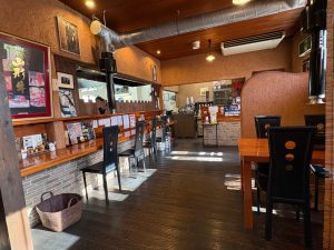 炭火焼肉 棕櫚 店内