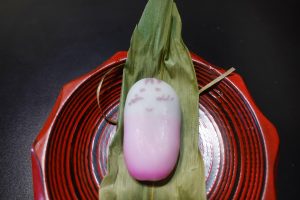 志ぐれ亭 甘味 ささ姫（大福）