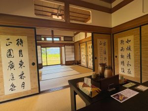 志ぐれ亭 店内