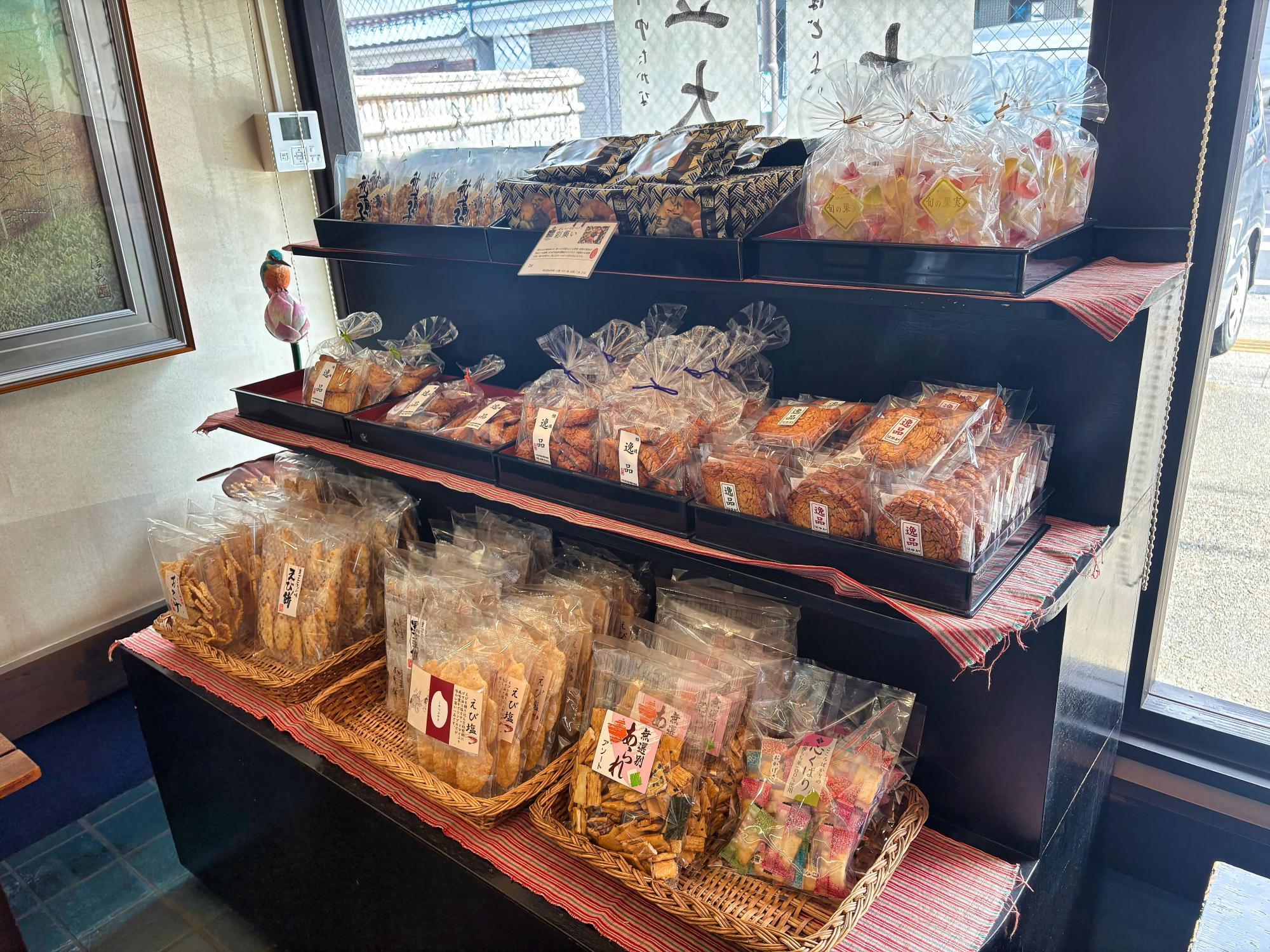 会津路菓子処 白虎堂(びゃっこどう) せんべい