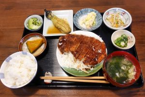 すみれ亭 すみれ定食 ソースカツ