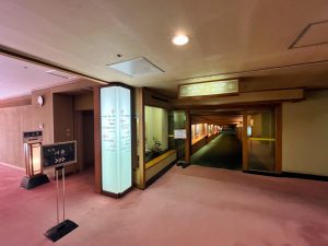 芦ノ牧温泉 丸峰観光ホテル 渡り廊下「夢のかけ橋」