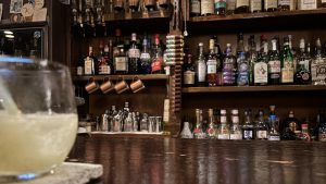 大人立飲プラスグラフ
