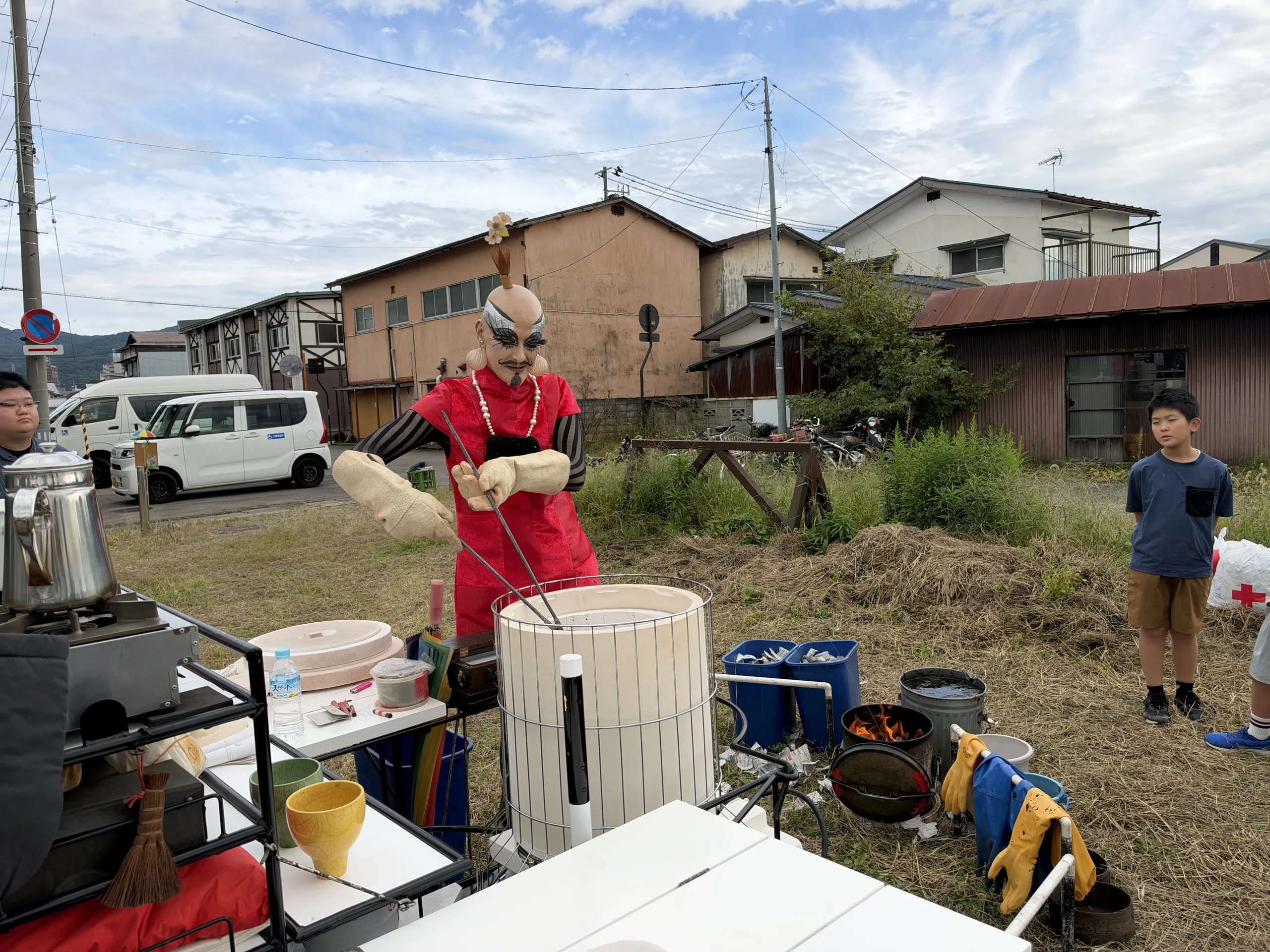 窯から上がってきます。 01｜写真｜2026-09-30